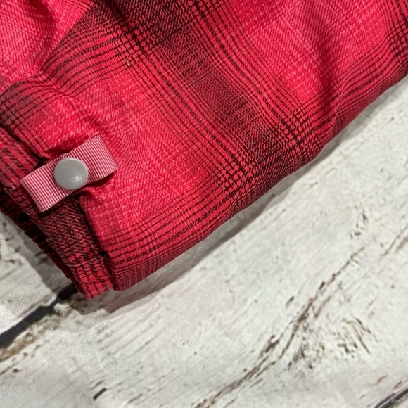 Girls The North Face Dark Pink SOFT Liner Puffy Jacket - Picture 5 of 8